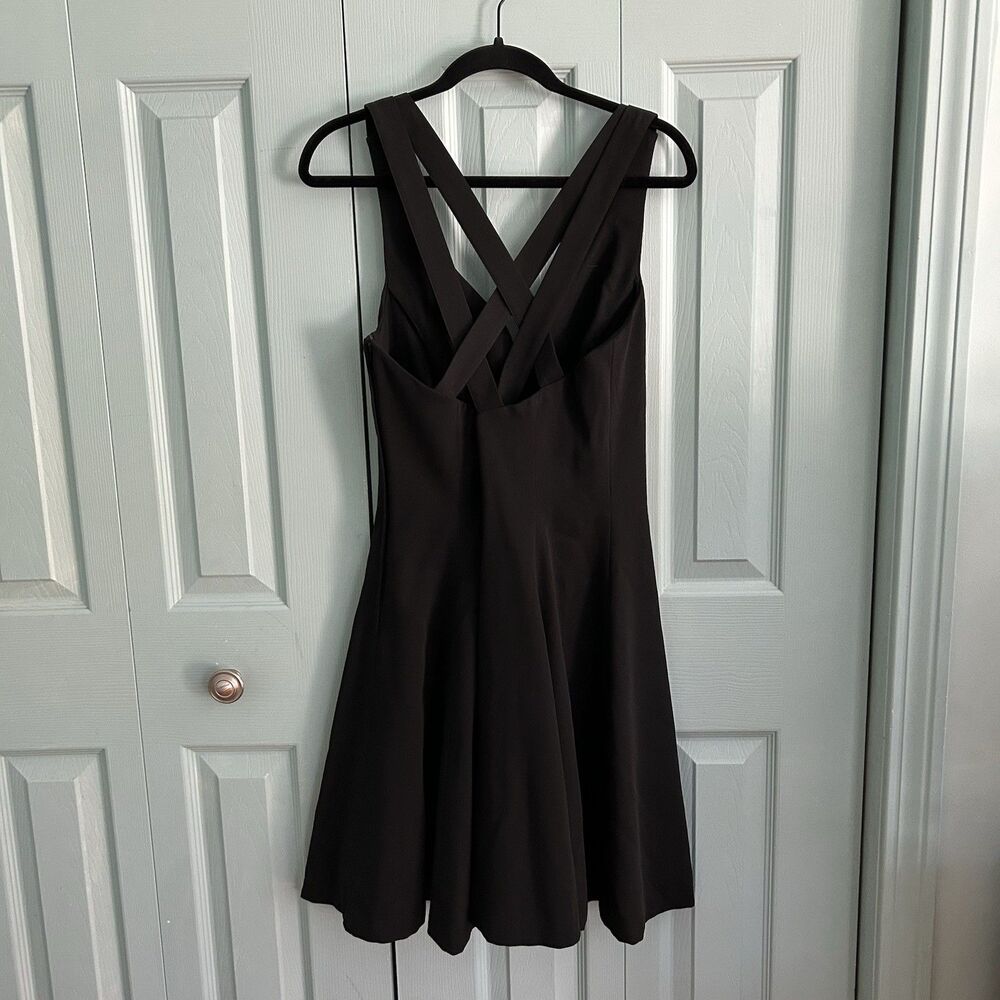 The Limited Y2K Black Mini‎ Dress 12 Cross Straps Sleeveless V-Neck Lined - Picture 6 of 10